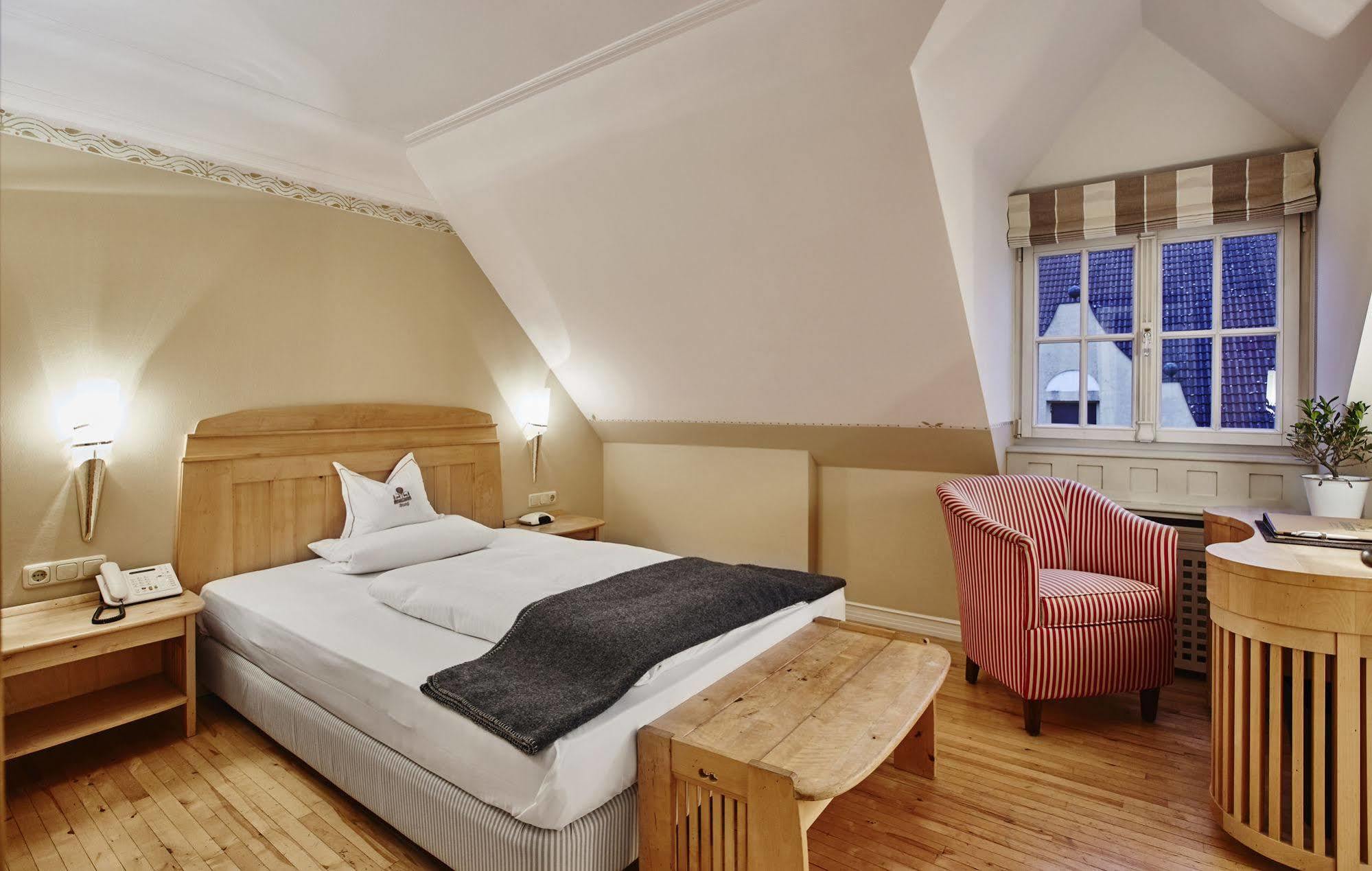 Hotel Gutsgasthof Stangl 바터스테튼 외부 사진